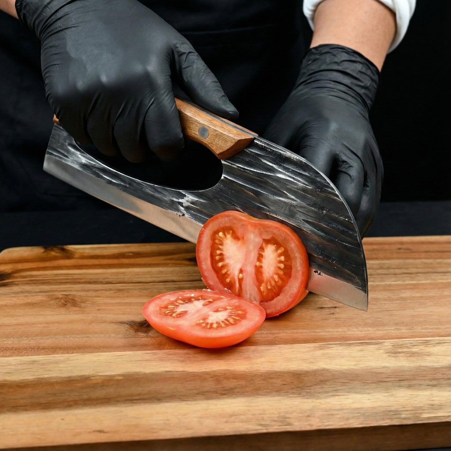 Signature No.01 — The Blackforge Knife